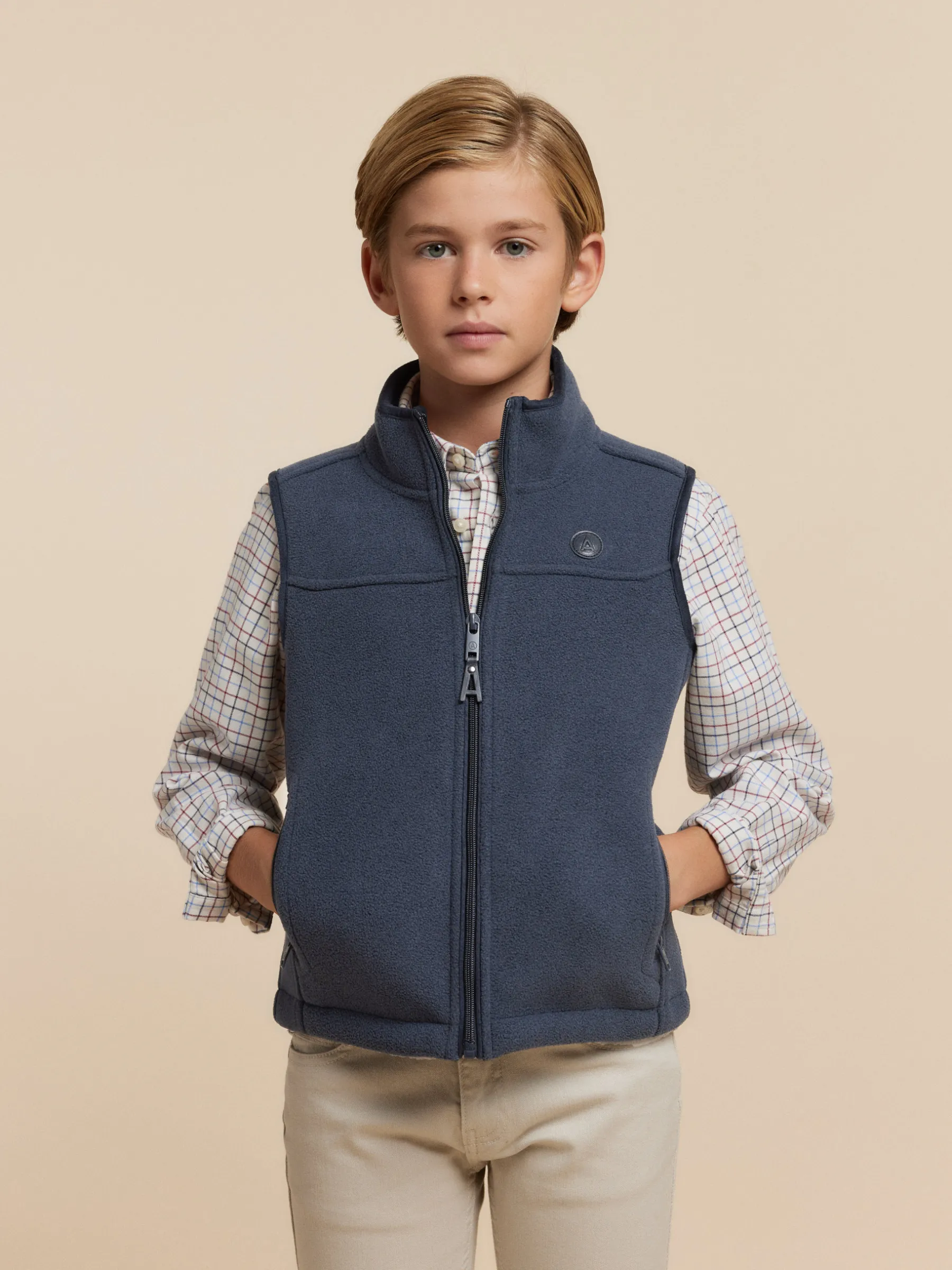 Shop CHALECO SIERRA KIDS Cazadoras Y Chalecos