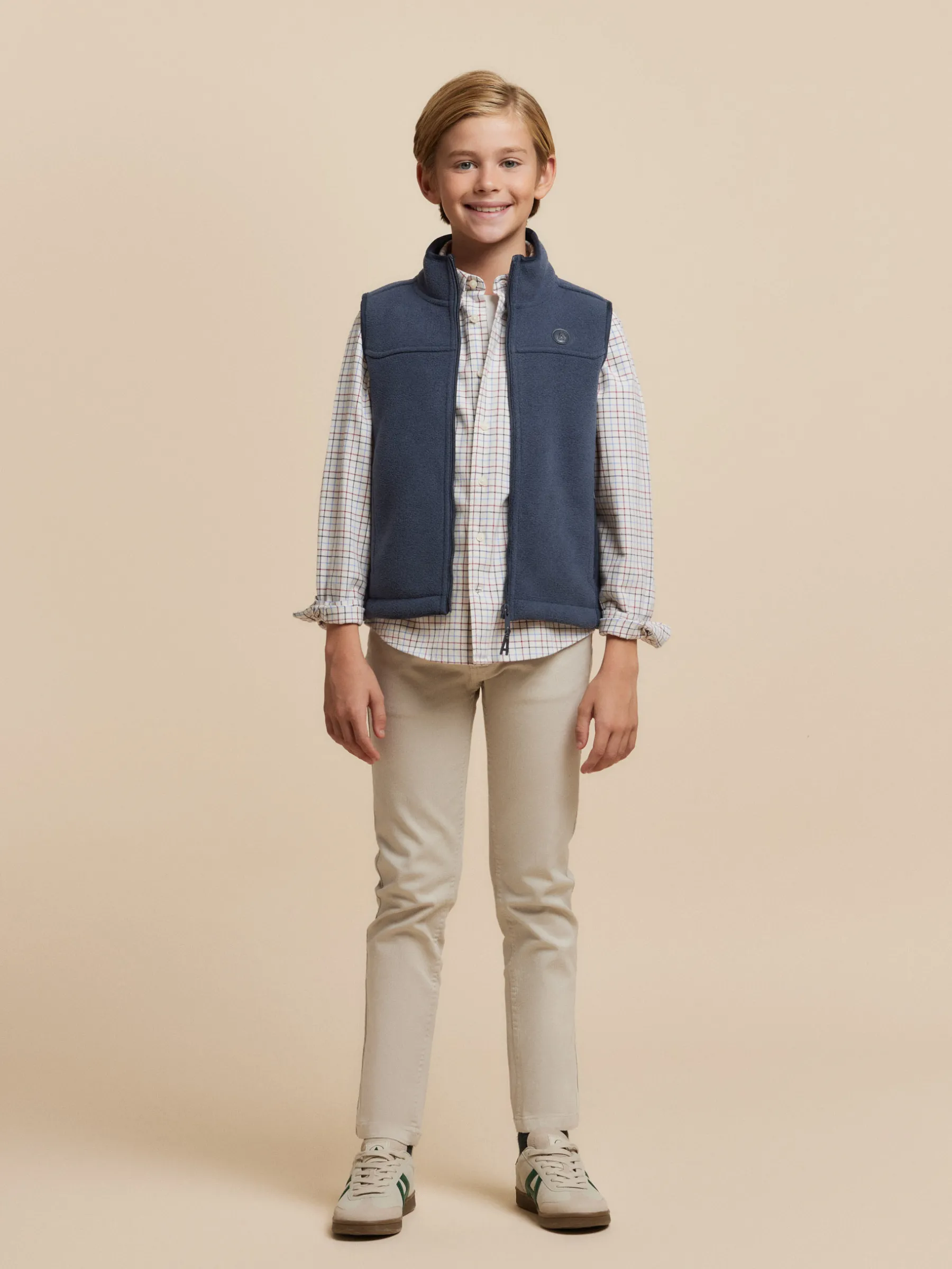 Shop CHALECO SIERRA KIDS Cazadoras Y Chalecos