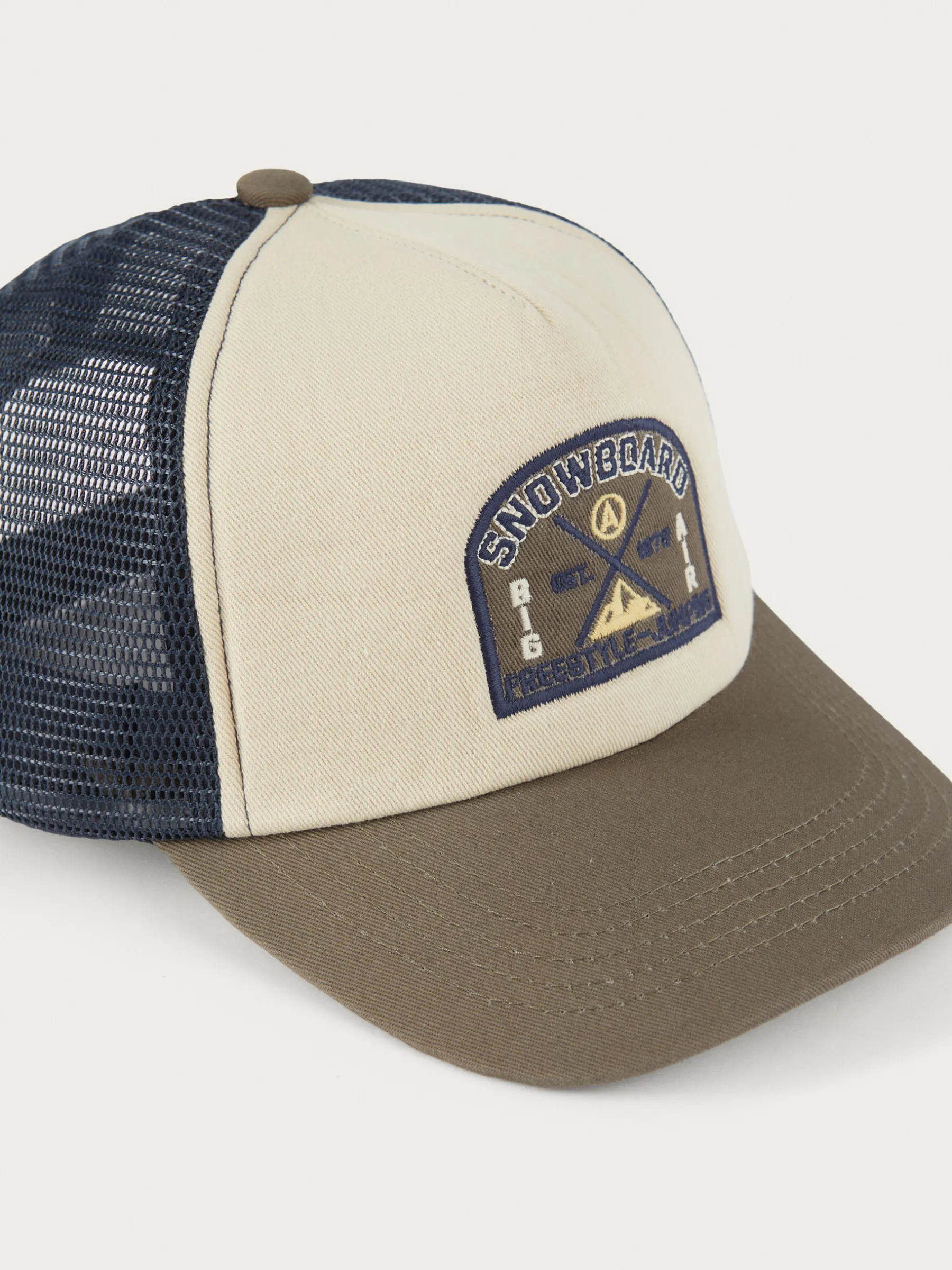 Shop GORRA TRUCK SNOWBOARD Hombre Teen | Gorras