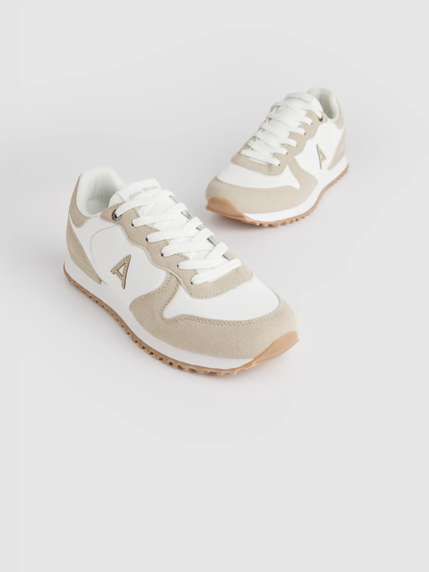 New SNEAKERS VIBES KIDS Zapatos